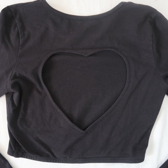 LF Stores | Studded Cuff Crop Top - Picture 6 of 7